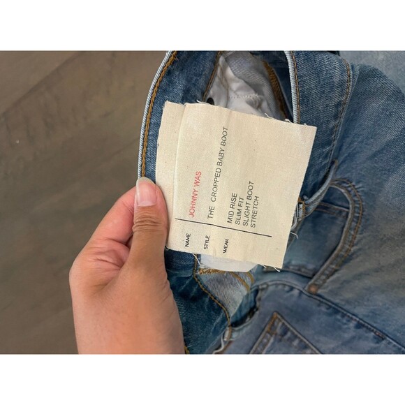 Johnny Was Samira Eyelet Baby Boot Jeans Embroidered Size 32 - Picture 4 of 5